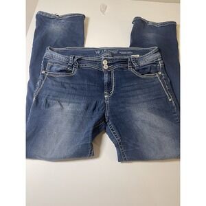 Women's WallFlower Faded Wash Stretch Blue Jeans Size 13 (32X30)